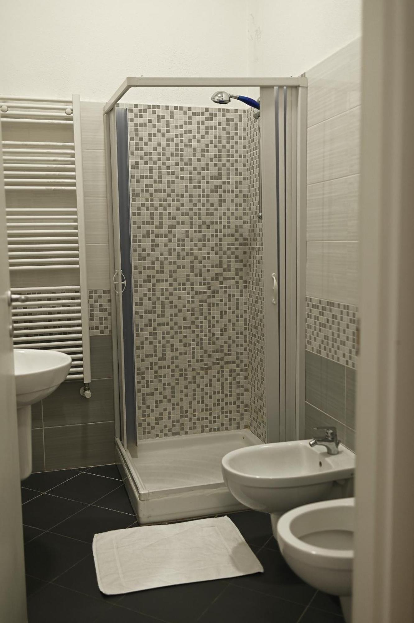 La Gloria Rho Private Rooms Only Exterior foto