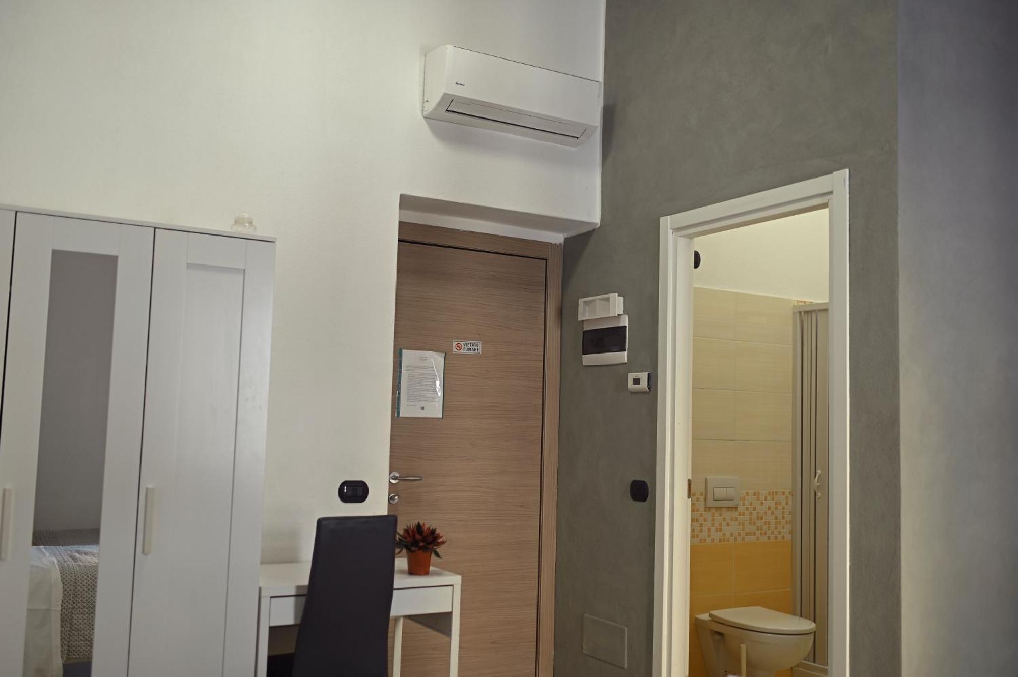 La Gloria Rho Private Rooms Only Exterior foto